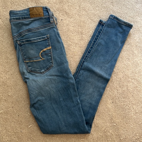 American Eagle Hi-Rise Jegging - Picture 2 of 6